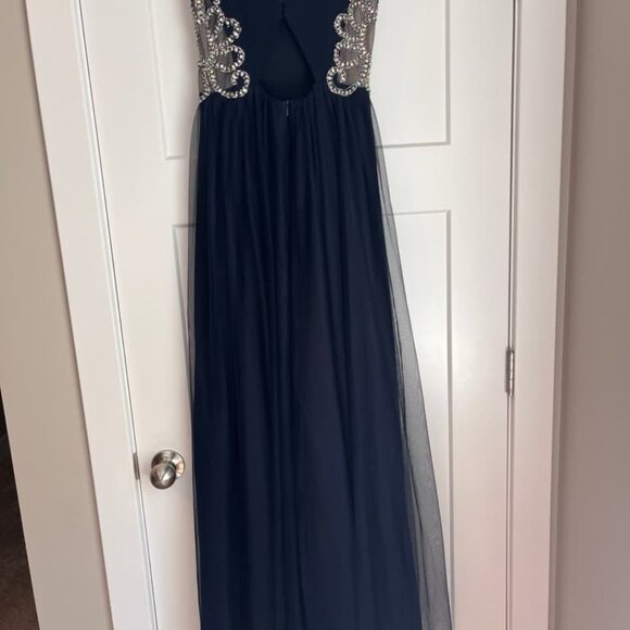 Navy blue ball gown - Picture 2 of 2